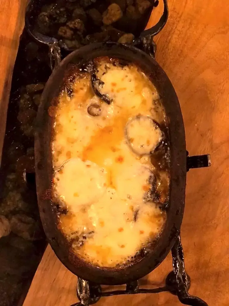 Mantar Kaşarlı Çanak